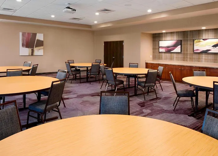 Courtyard By Marriott Houston Intercontinental Airport