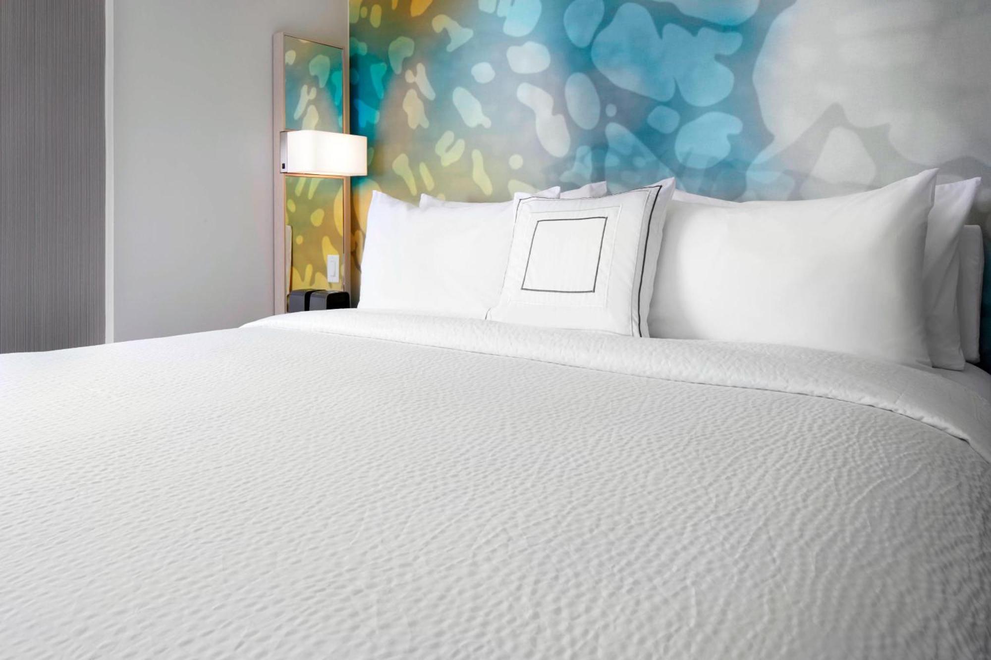 Courtyard By Marriott Intercontinental Airport Hotel Houston
